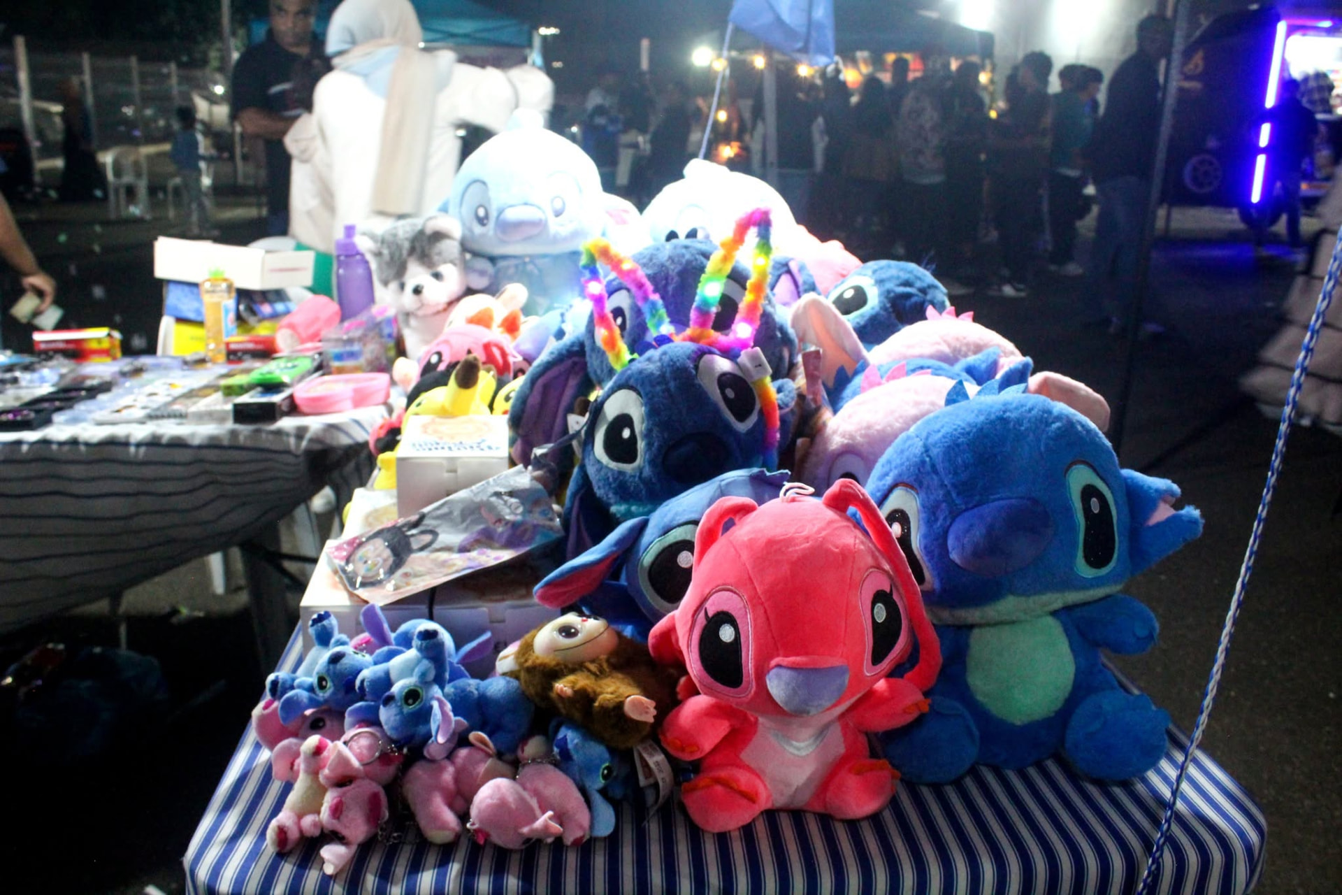 Goslings Night Market 2025