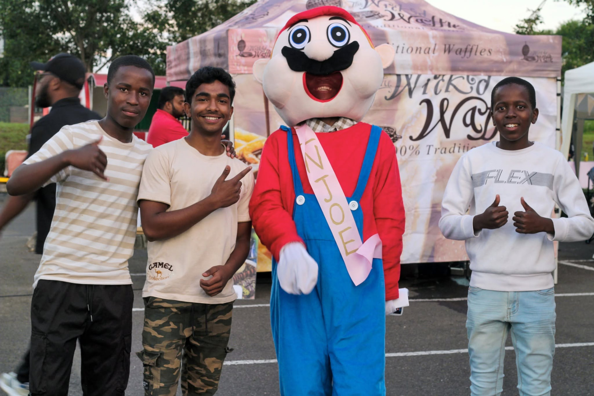 Goslings Night Market 2025
